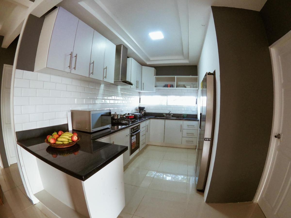 Zeus Guesthouse -Free Sjo Airport Shuttle La Garita (Alajuela) Esterno foto